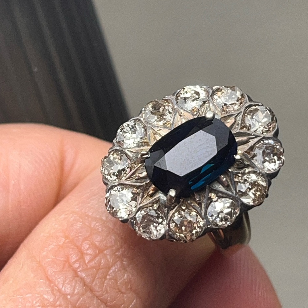 ANTIQUE VICTORIAN 18K YELLOW GOLD/STERLING RING: SAPPHIRE & DIAMONDS